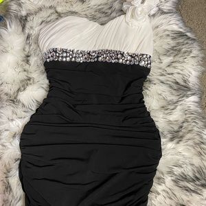 Black and white diamond dress 💎✨